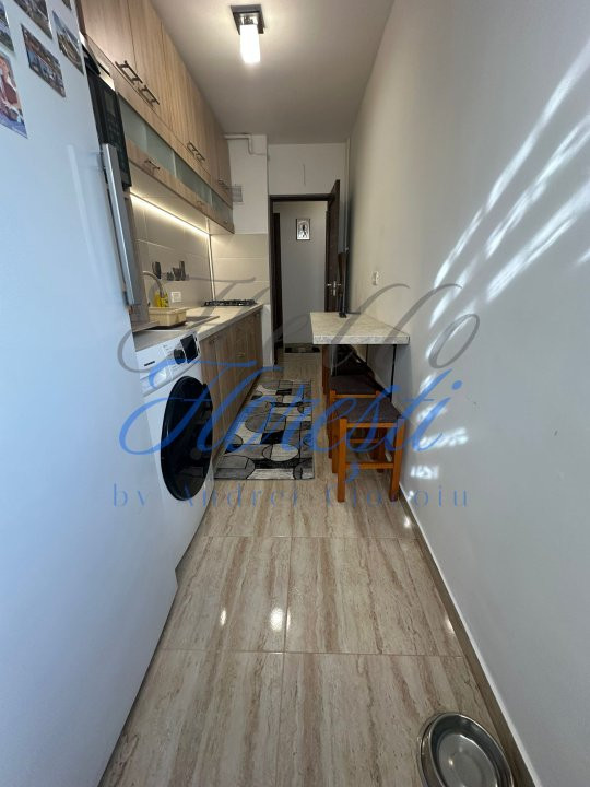 Apartament 2 camere 44mp, zona Minerva