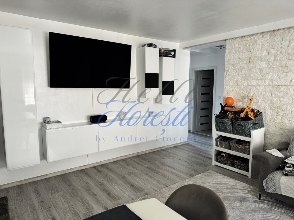 Apartament 3 camere 70mp, Zona Vivo