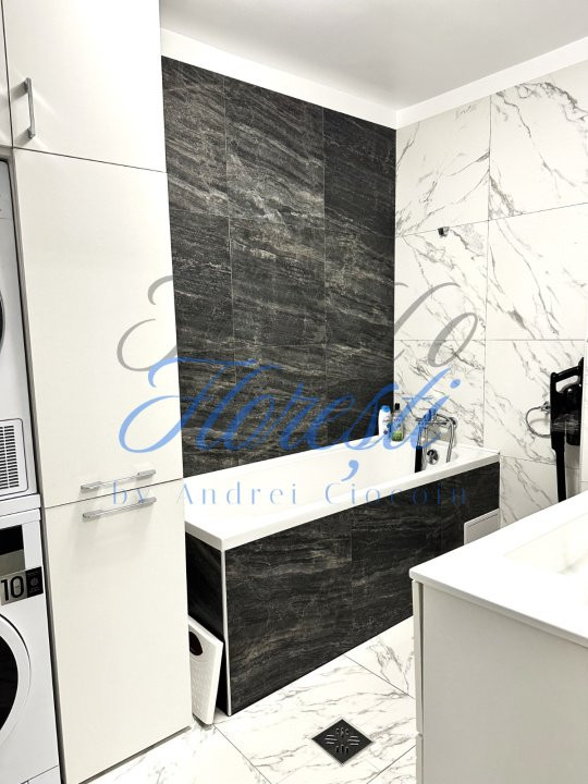 Apartament 3 camere 70mp, Zona Vivo