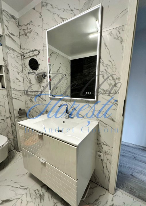 Apartament 3 camere 70mp, Zona Vivo