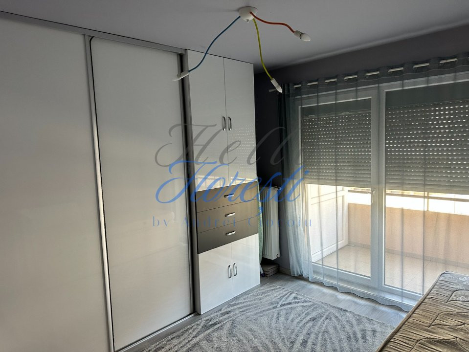 Apartament 3 camere 70mp, Zona Vivo