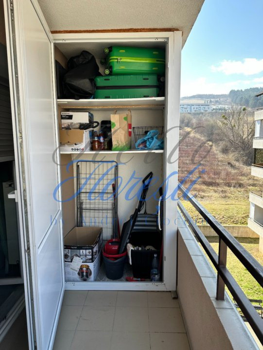 Apartament 3 camere 70mp, Zona Vivo