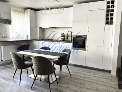 Apartament 3 camere 70mp, Zona Vivo