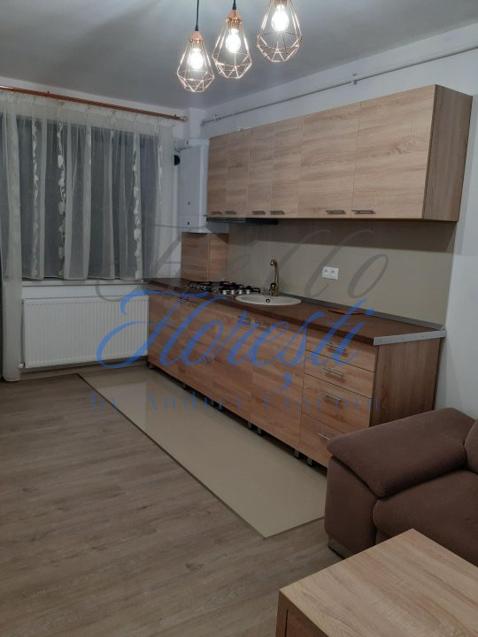 Apartament 2 camere 41mp, Zona Eroilor