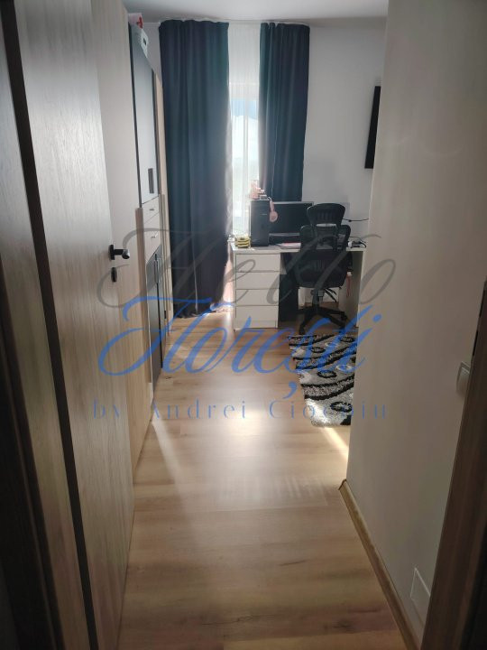 Apartament 3 camere 54mp, zona Terra