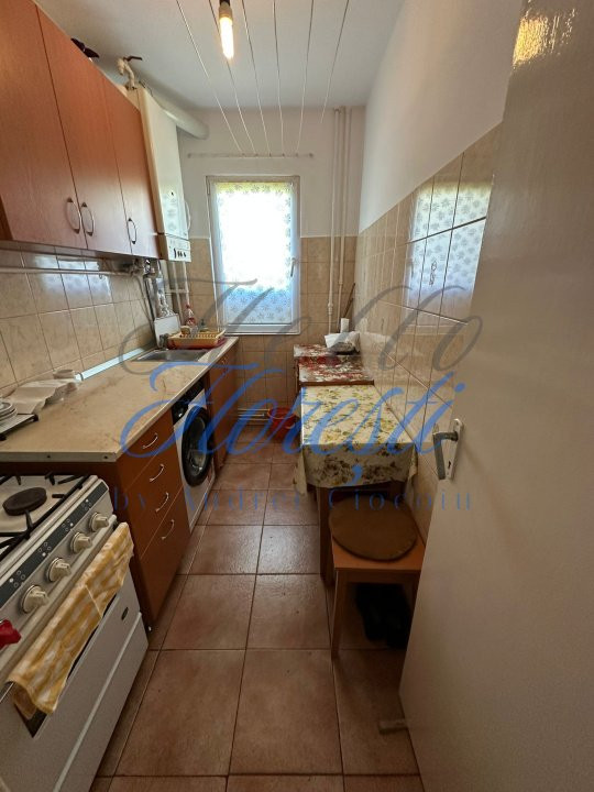 Apartament 3 camere 50mp, zona Manastur
