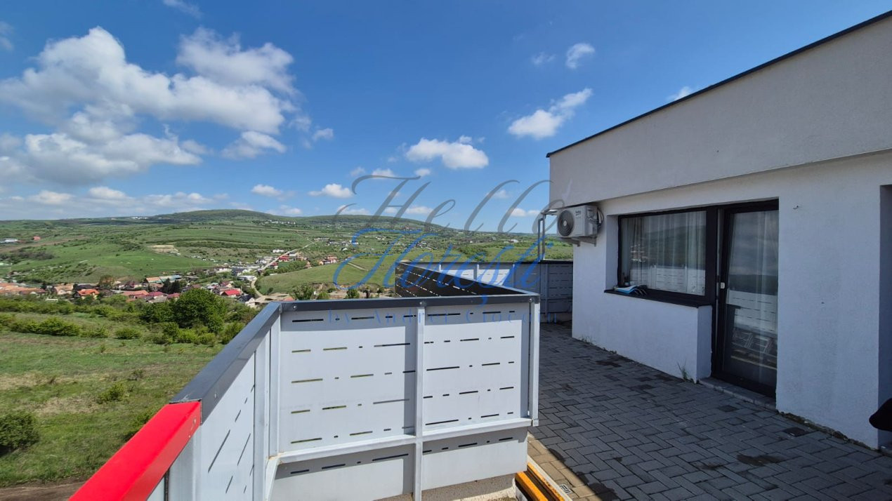 Apartament 3 camere UNICAT SU 57mp terasa 53mp,panouri fotovoltaice, zona Baciu