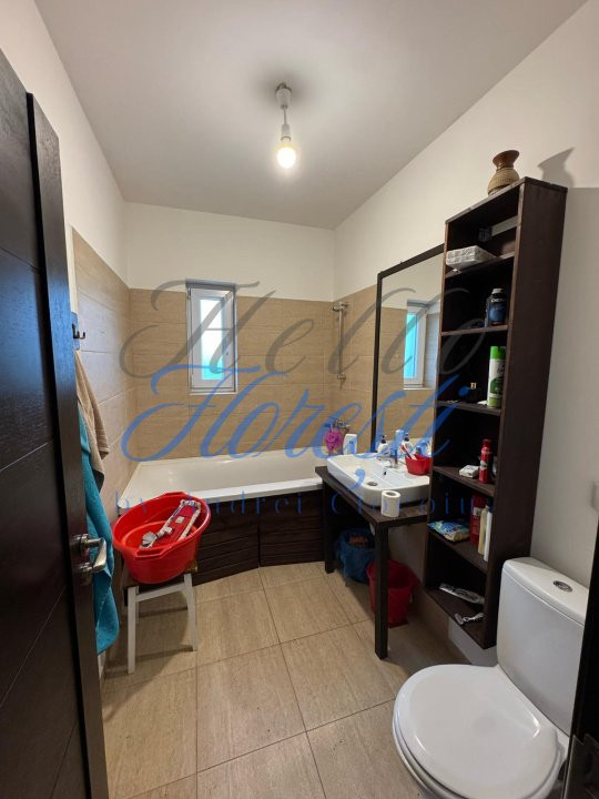 Apartament 3 camere 54mp, Zona Vivo
