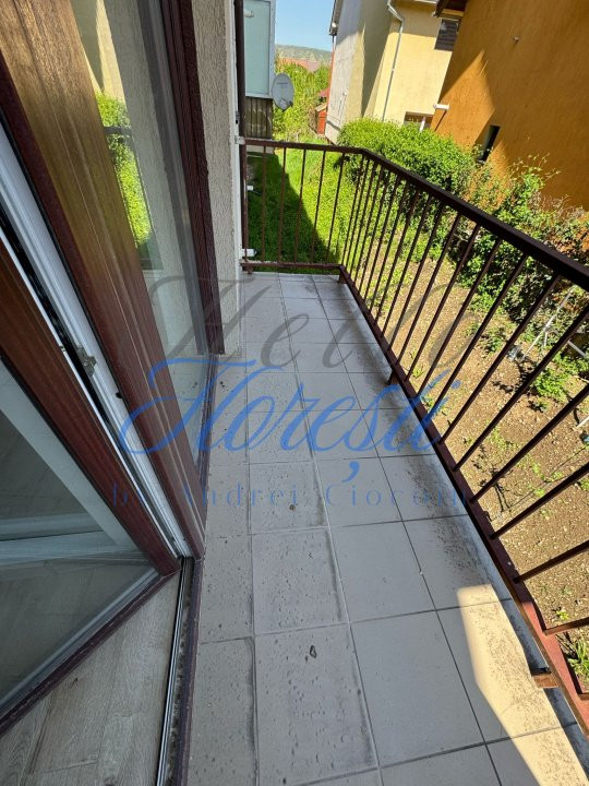 Apartament 2 camere, 38 mp, zona Florilor 