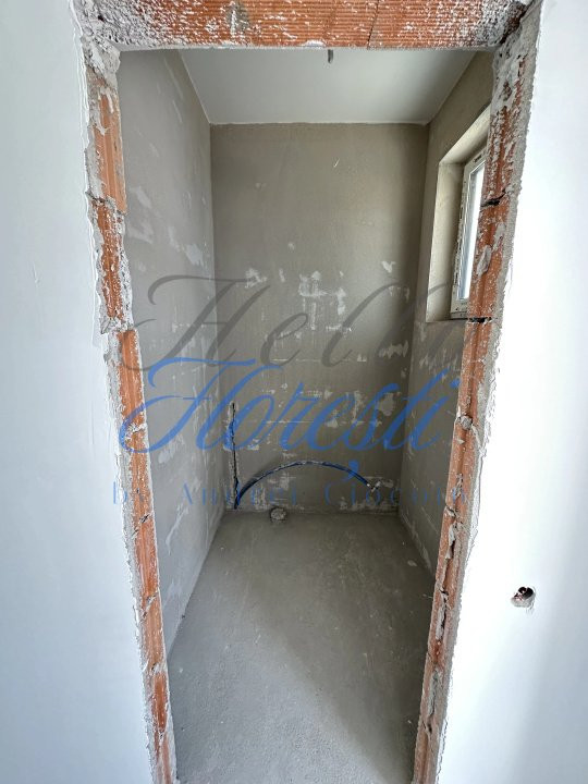 Apartament 3 camere 86mp, zona Eroilor