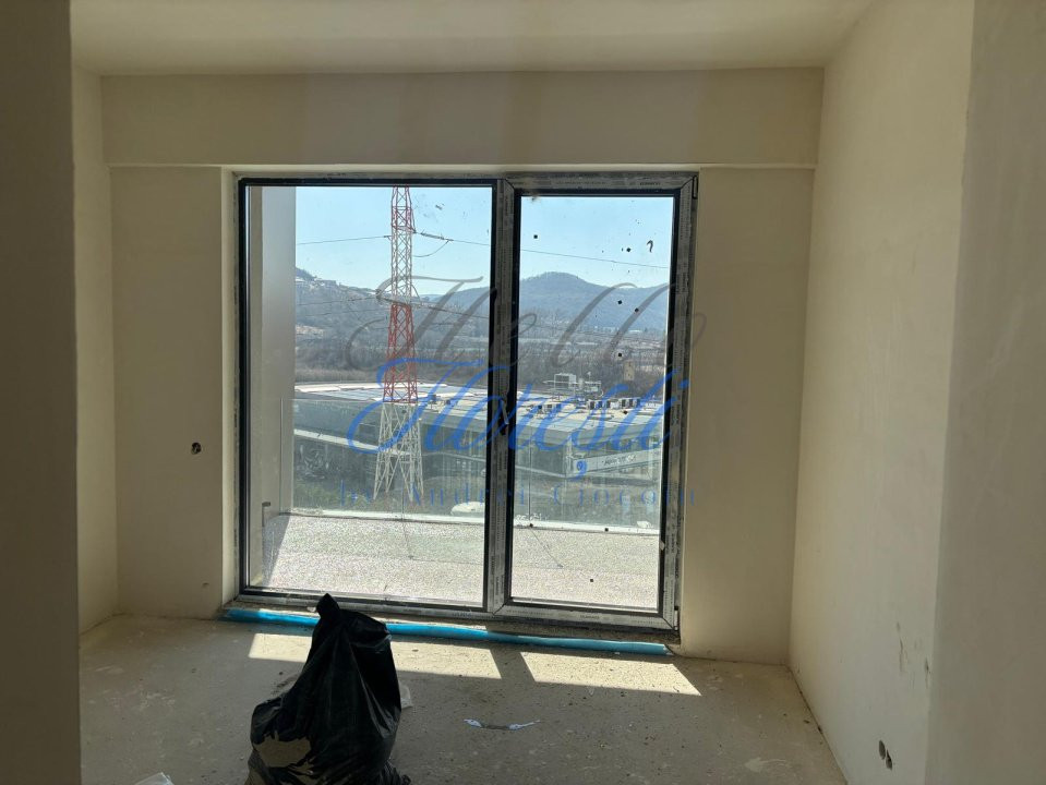 Apartament 2 camere, semifinisat, 49 mp, zona BMW