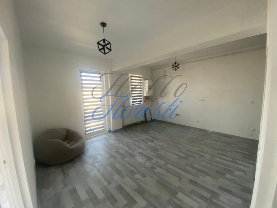 Apartament 3 camere 54mp, zona Sesul de sus