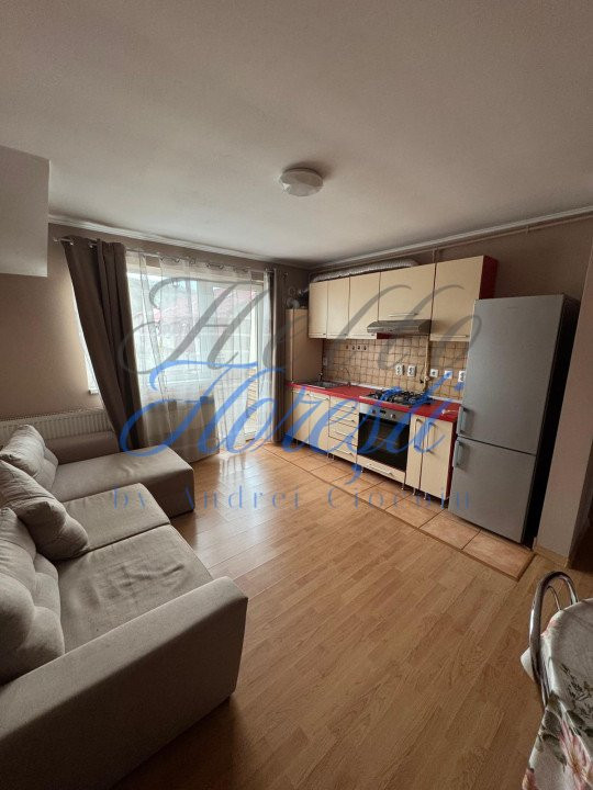 Apartament 3 camere, 54 mp, zona Subcetate