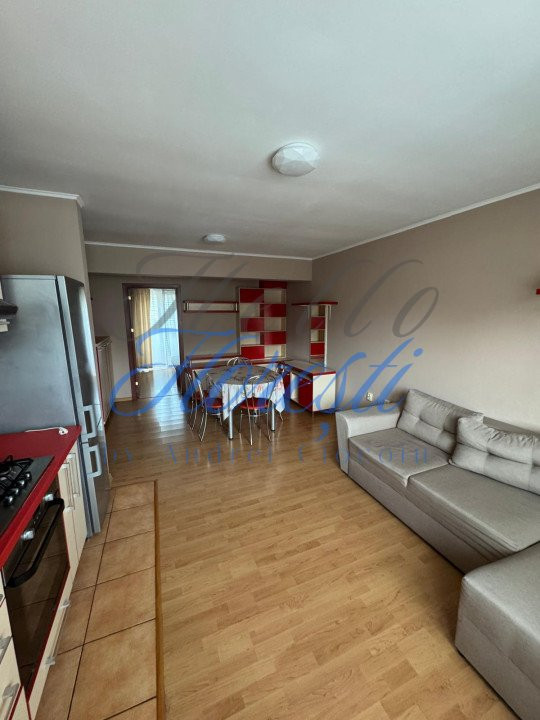 Apartament 3 camere, 54 mp, zona Subcetate