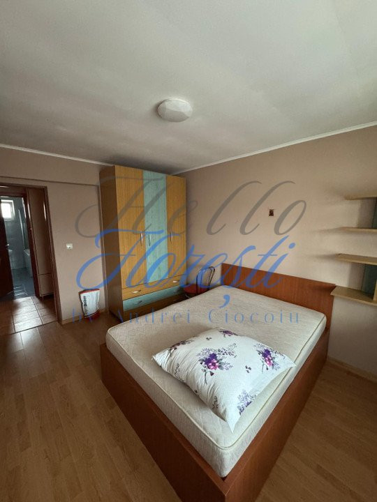 Apartament 3 camere, 54 mp, zona Subcetate