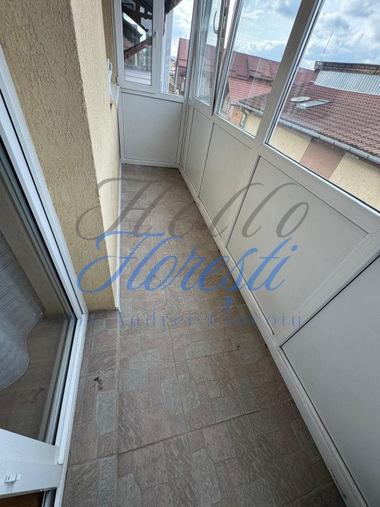 Apartament 3 camere, 54 mp, zona Subcetate