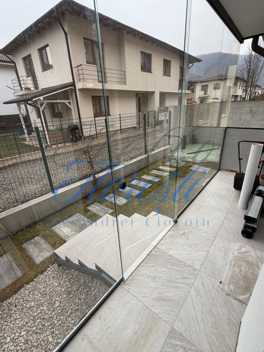 Apartament 2 camere si gradina, 55 mp, zona Florilor