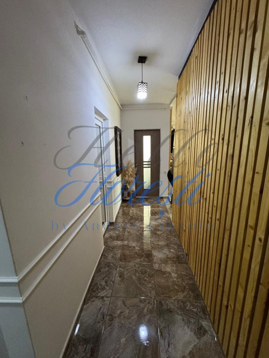 Apartament 3 camere, 50 mp, zona Terra