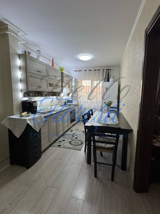 Apartament 2 camere, 56 mp, zona Eroilor