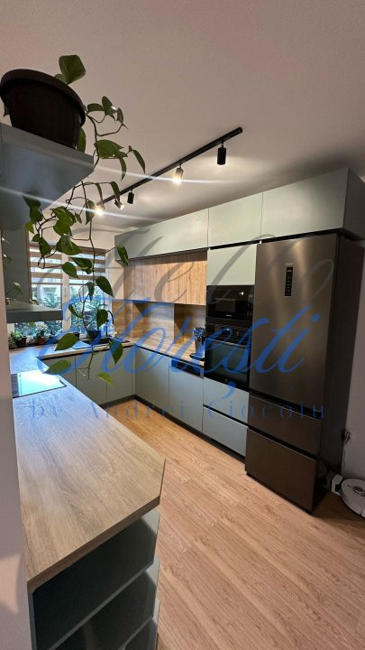Apartament 3 camere, 73 mp, zona Parc Poligon
