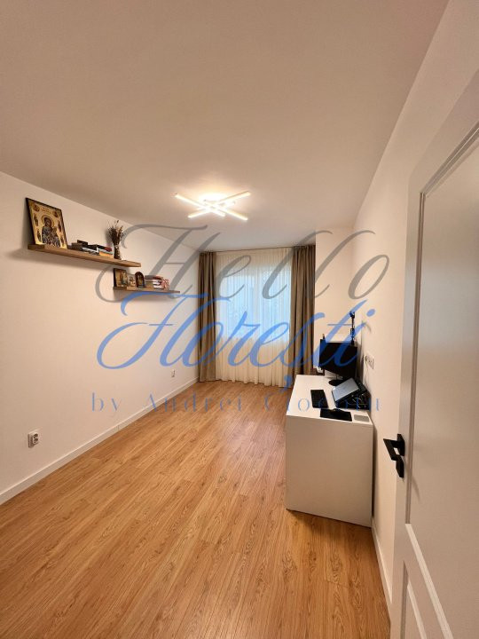 Apartament 3 camere, 73 mp, zona Parc Poligon