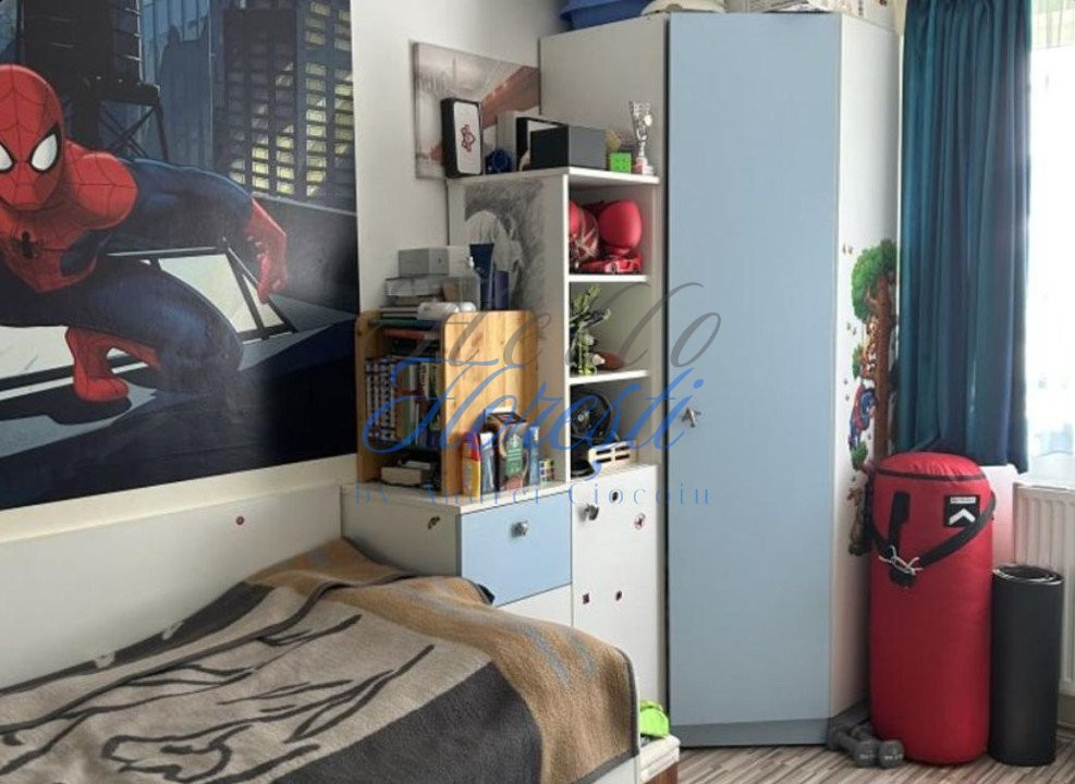 Apartament de 3 camere, 76 mp, in zona Cetatii