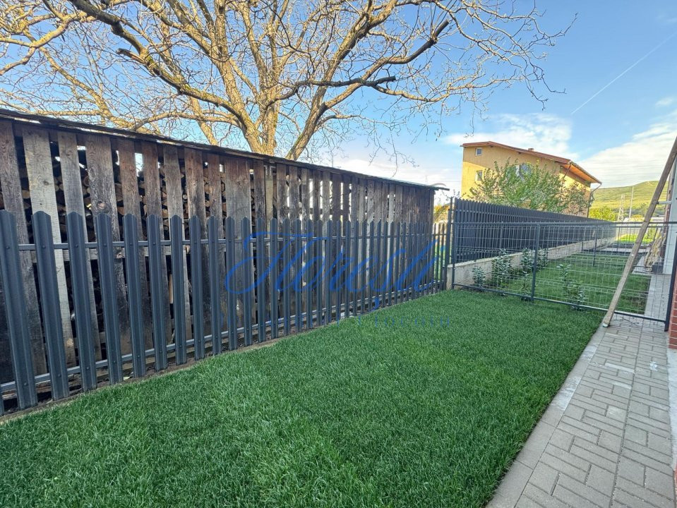 Casa însiruita, 4 camere, 80 mp, zona Tudor Vladimirescu 