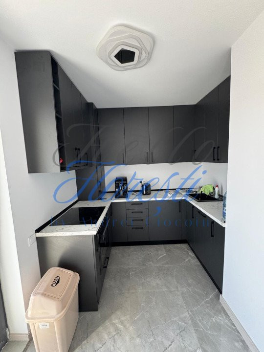 Apartament 3 camere cu terasa, 74 mp, zona Eroilor