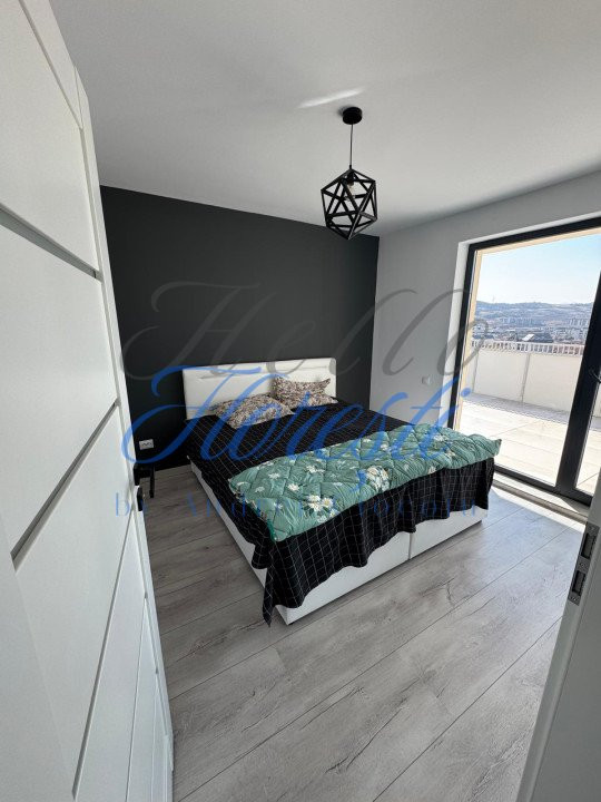 Apartament 3 camere cu terasa, 74 mp, zona Eroilor