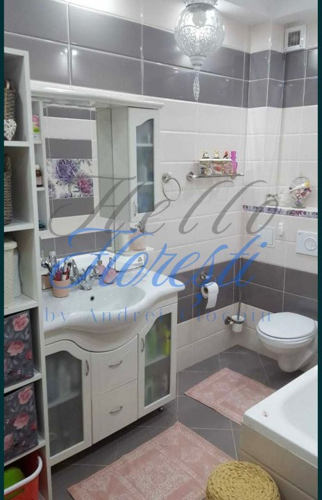 Apartament 3 camere, 74 mp, zona Subcetate