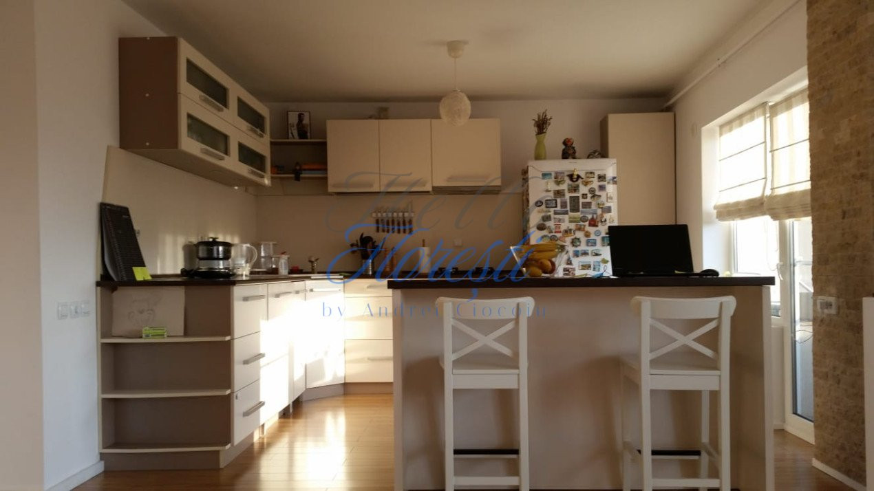 Apartament 3 camere, 99 mp, zona Poligon