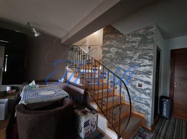 Casa tip duplex, 180 mp, zona Gheorghe Doja