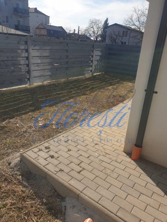 Casa cu garaj - 4 camere - 130 mp utili - zona Somesului, Floresti!