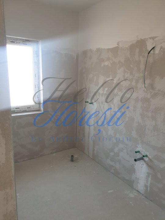 Casa cu garaj - 4 camere - 130 mp utili - zona Somesului, Floresti!