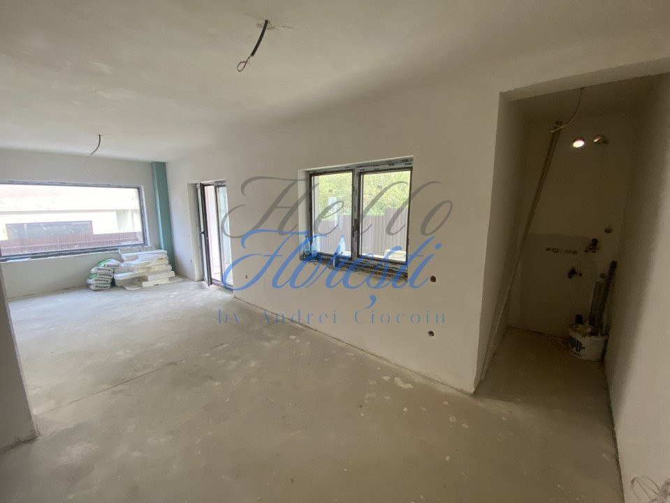 Casa cuplata, 160 mp utili, semifinisat, 2 parcari, zona Luna de Sus