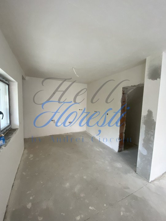 Casa cuplata, 160 mp utili, semifinisat, 2 parcari, zona Luna de Sus