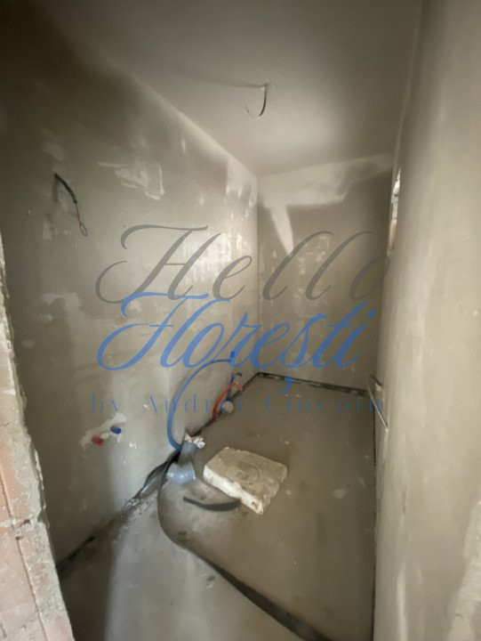 Casa cuplata, 160 mp utili, semifinisat, 2 parcari, zona Luna de Sus