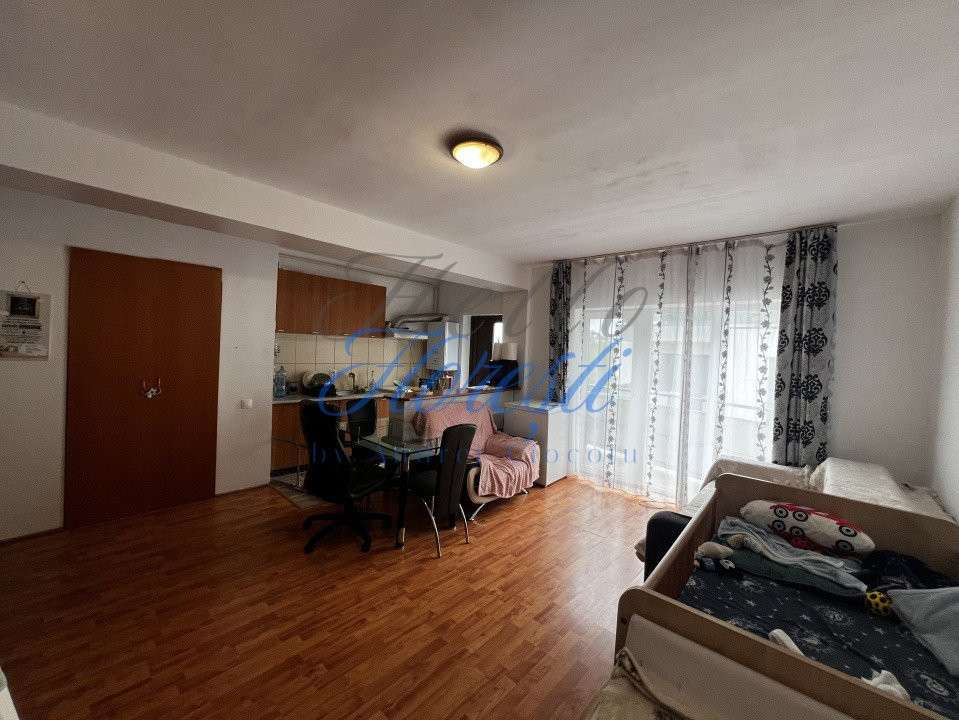 Apartament 2 camere 54mp, zona Stejarului