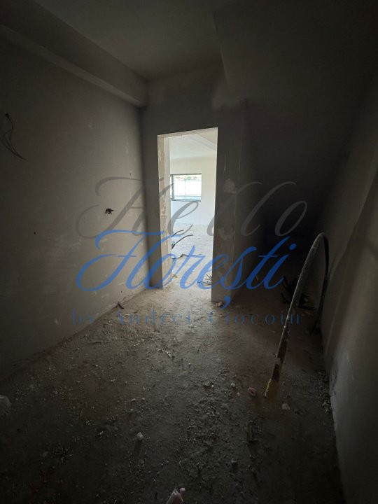 Casa tip quadruplex, 4 camere, 150 mp, Zona Sub cetate