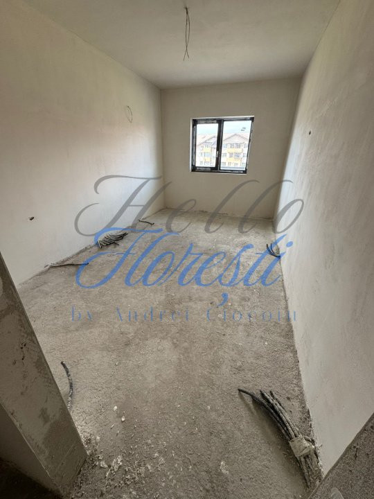 Casa tip quadruplex, 4 camere, 150 mp, Zona Sub cetate