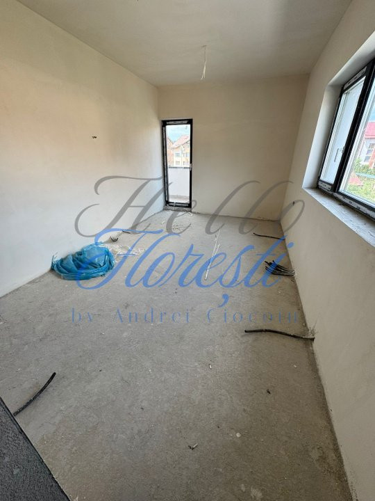 Casa tip quadruplex, 4 camere, 150 mp, Zona Sub cetate