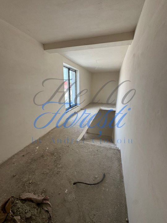 Casa tip quadruplex, 4 camere, 150 mp, Zona Sub cetate