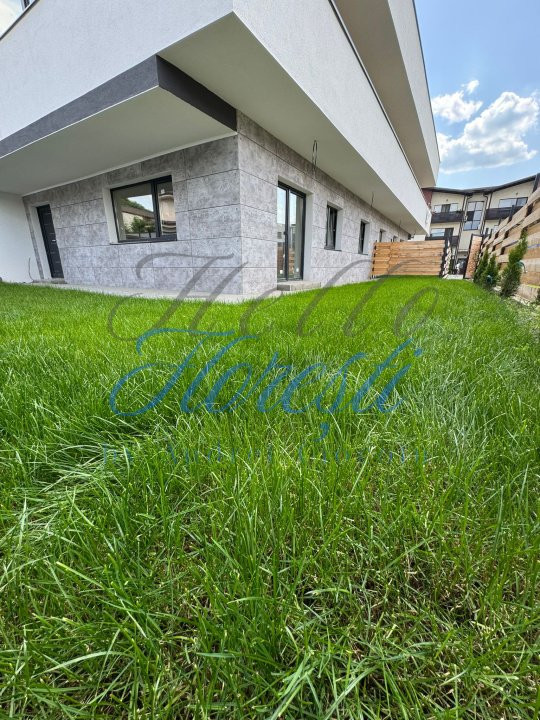 Casa tip quadruplex, 4 camere, 150 mp, Zona Sub cetate