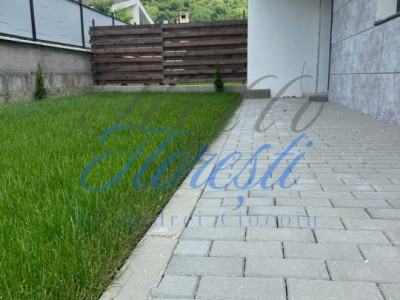 Casa tip cvadriplex 4 camere, 150 mp, Zona Sub Cetate