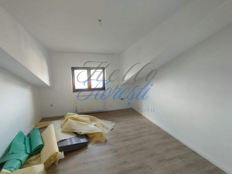 Casa cu 10 camere zona Fagului