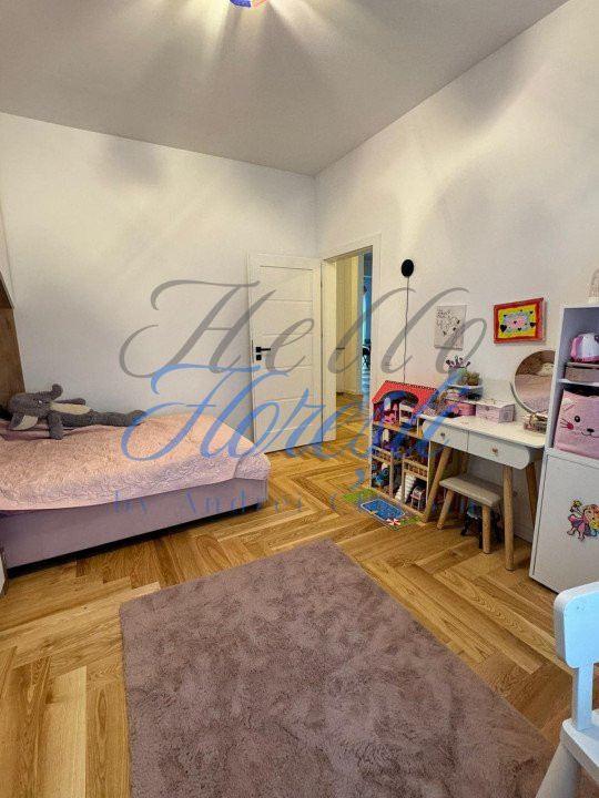 Apartament 4 camere, 105 mp, zona Teilor
