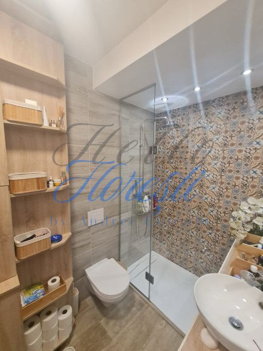 Apartament 3 camere, 50 mp, zona Parc Poligon