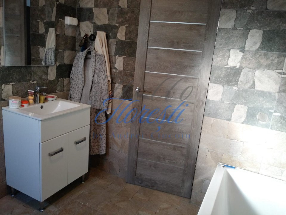 Apartament 54 mp - 2 camere si gradina de 95 mp - zona Terra, Floresti!