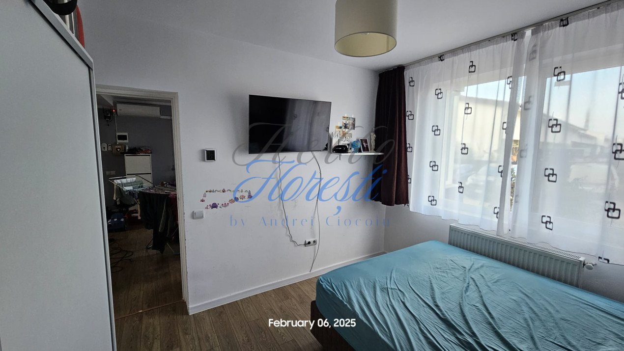 Apartament 2 camere - 61 mp - parcare - zona Terra!