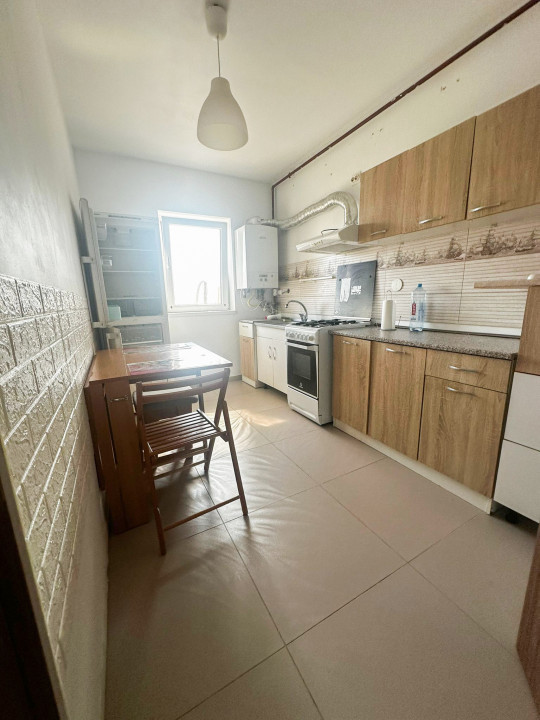 Apartament 3 camere decomandat de vânzare - zona Eroilor, Florești, Cluj